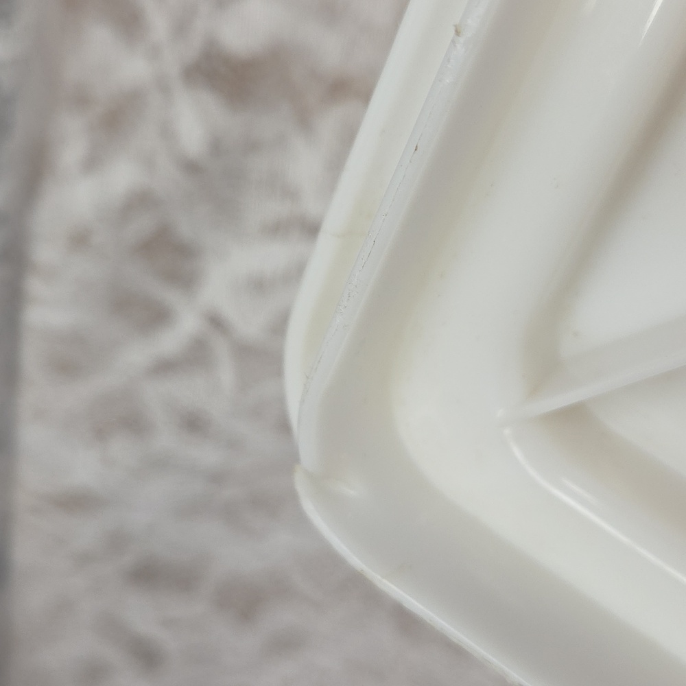 Tupperware: Cake Keeper Container - Picture 11 of 11